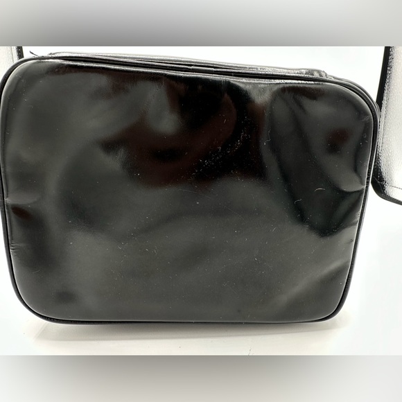 CHANEL Black Patent Leather Vanity Pouch with chain - Picture 5 of 8
